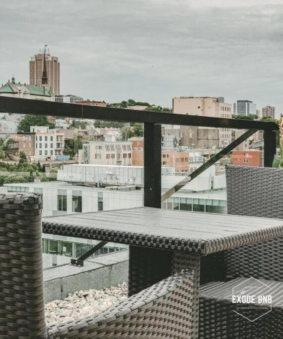 Quebec, Rustique Chic En Ville, Piscine Sur Le Toit Pour 2 A 6 Invites Exterior photo
